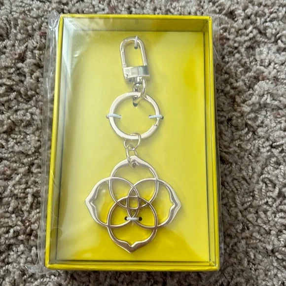 Kendra scott keychain on sale